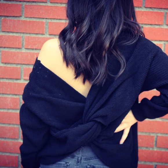 Sweater - Picture 3 of 3